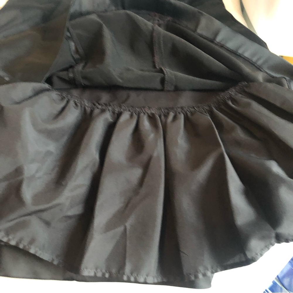 Theory Black Satin Fit and Flare Skirt Sz. 4 - Picture 8 of 10